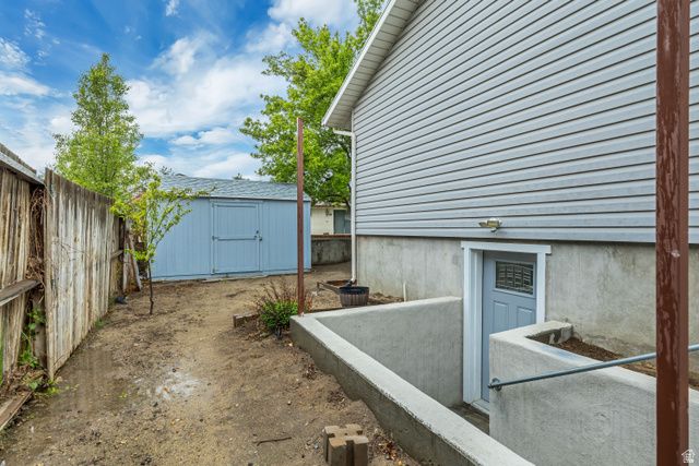 8234 S GRAMBLING WAY, Sandy, UT 84094