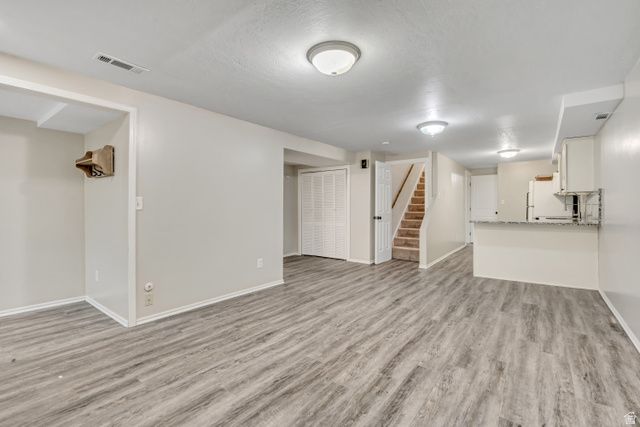 8234 S GRAMBLING WAY, Sandy, UT 84094
