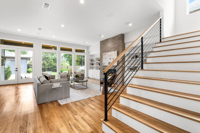 5610 Goodwin Avenue, Dallas, TX 75206