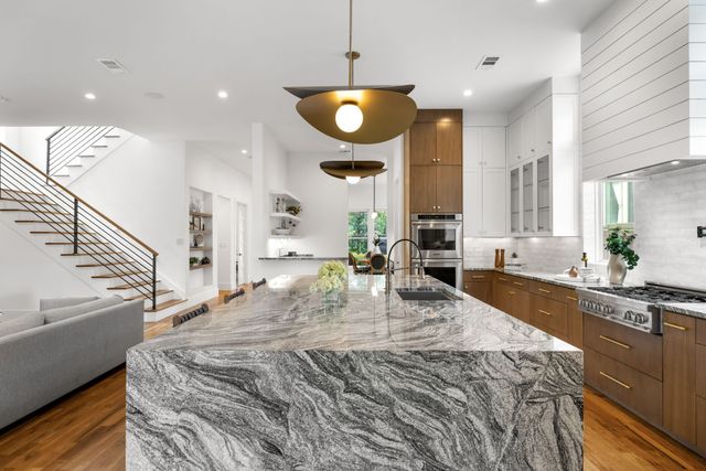 5610 Goodwin Avenue, Dallas, TX 75206