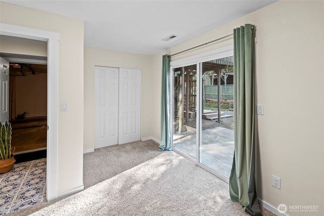 405 Falcon Court NE, Bremerton, WA 98311