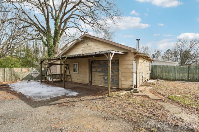 204 Harrison Drive, Belmont, NC 28012