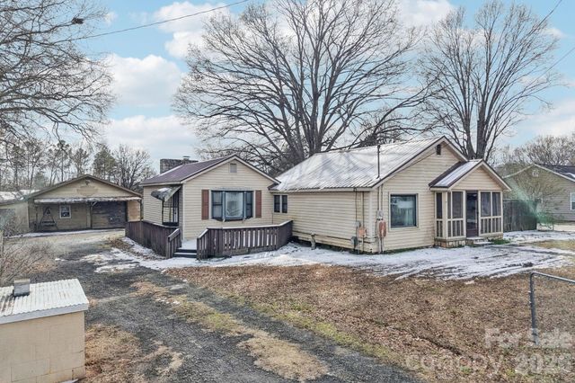 204 Harrison Drive, Belmont, NC 28012