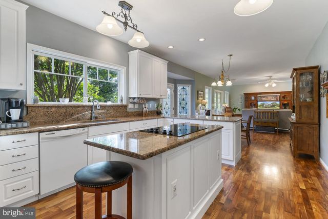 7975 BILLINGSLEY RD, White Plains, MD 20695
