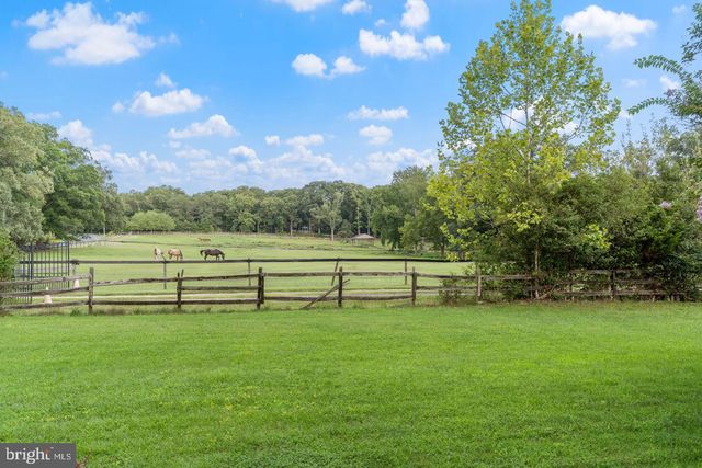7975 BILLINGSLEY RD, White Plains, MD 20695