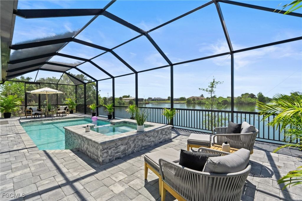 1722 NE 24th AVE, Cape Coral, FL 33909