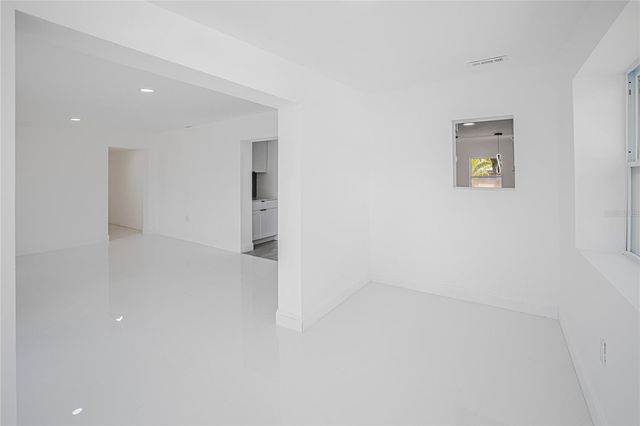 203 WATERWAY CIRCLE NE, Port Charlotte, FL 33952