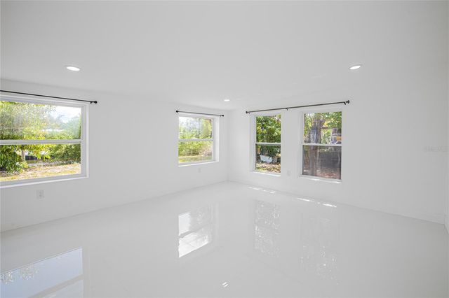 203 WATERWAY CIRCLE NE, Port Charlotte, FL 33952