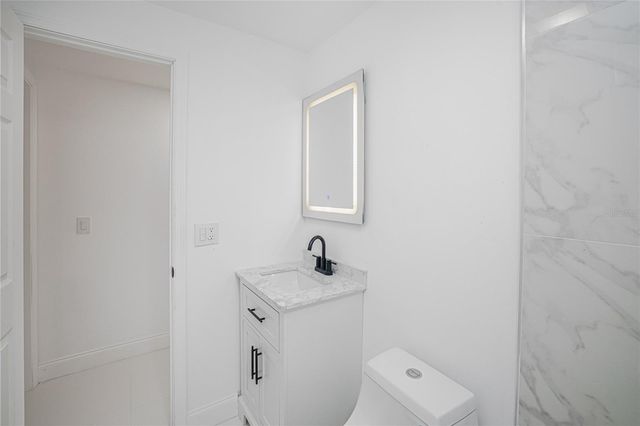 203 WATERWAY CIRCLE NE, Port Charlotte, FL 33952