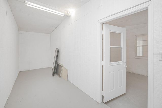 203 WATERWAY CIRCLE NE, Port Charlotte, FL 33952