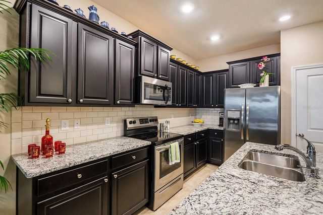 8688 ICE WINE STREET, Sarasota, FL 34238