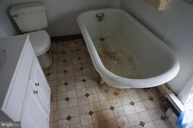 103 CHAMBER ST, Preston, MD 21655