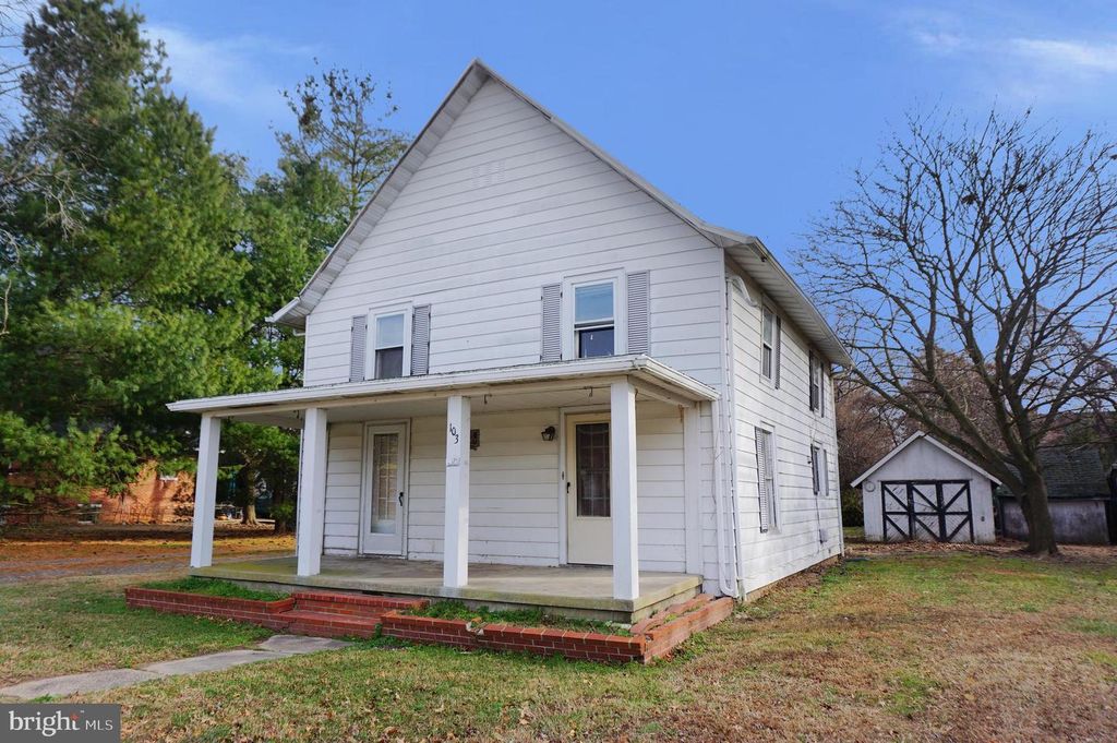 103 CHAMBER ST, Preston, MD 21655