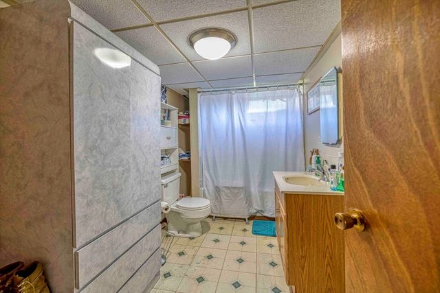 321 Embert St, Fall River, MA 02721