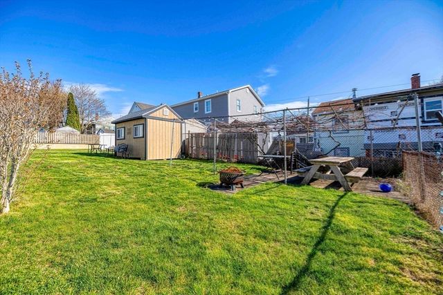 321 Embert St, Fall River, MA 02721