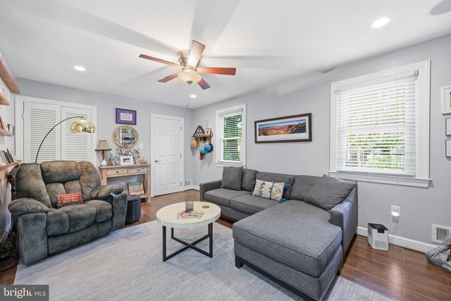 16629 S WESTLAND DR, Gaithersburg, MD 20877