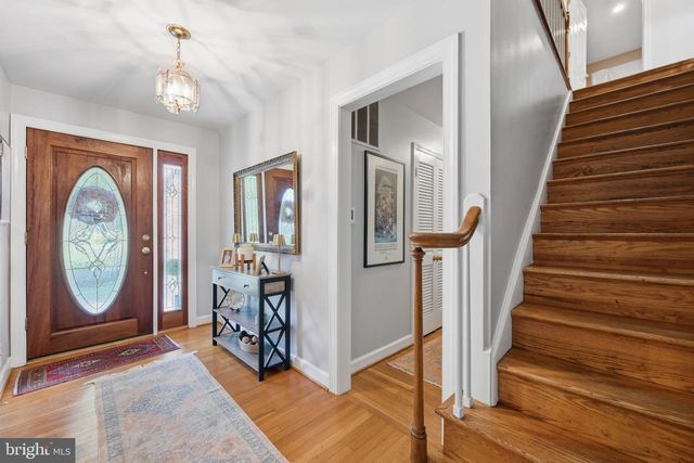 16629 S WESTLAND DR, Gaithersburg, MD 20877