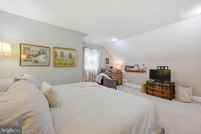 16629 S WESTLAND DR, Gaithersburg, MD 20877