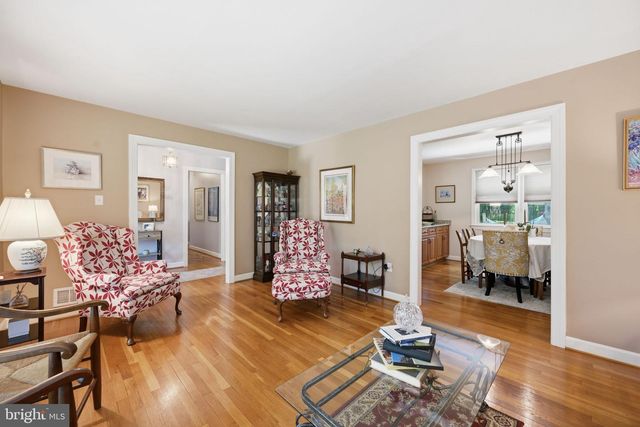 16629 S WESTLAND DR, Gaithersburg, MD 20877