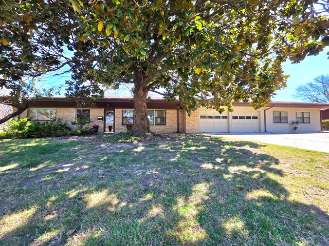 1800 Rockdale Boulevard, Miami, OK 74354