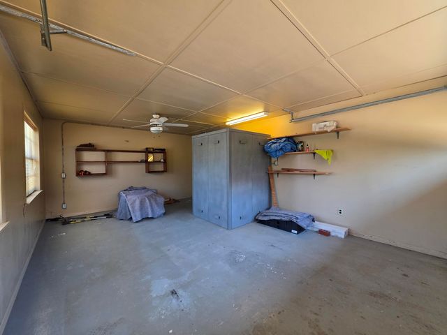 1800 Rockdale Boulevard, Miami, OK 74354