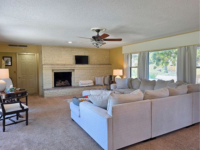 1800 Rockdale Boulevard, Miami, OK 74354