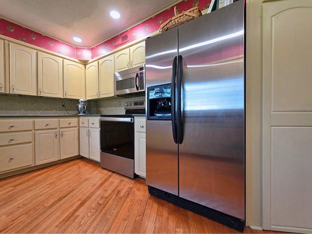 1800 Rockdale Boulevard, Miami, OK 74354