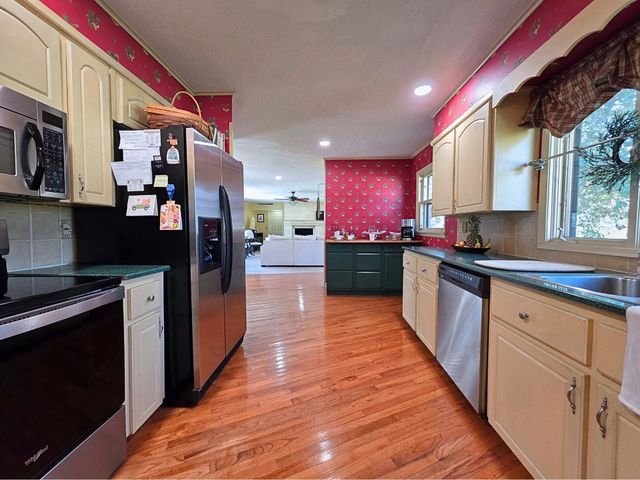 1800 Rockdale Boulevard, Miami, OK 74354