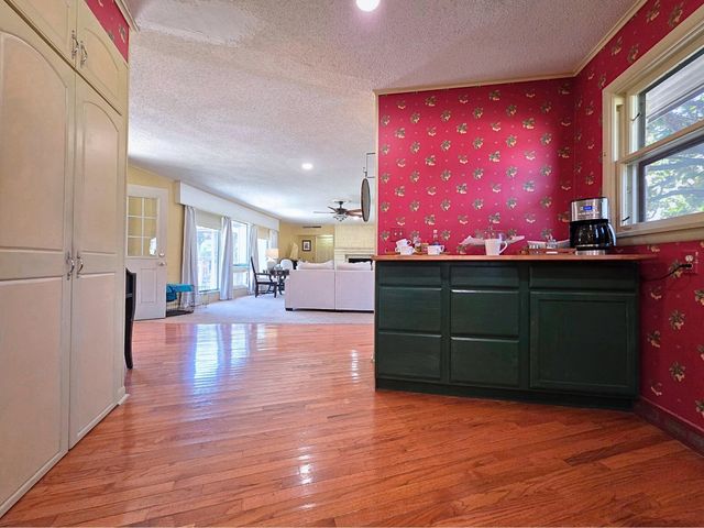 1800 Rockdale Boulevard, Miami, OK 74354