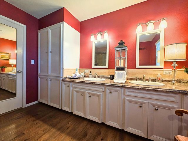 1800 Rockdale Boulevard, Miami, OK 74354