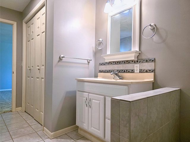 1800 Rockdale Boulevard, Miami, OK 74354