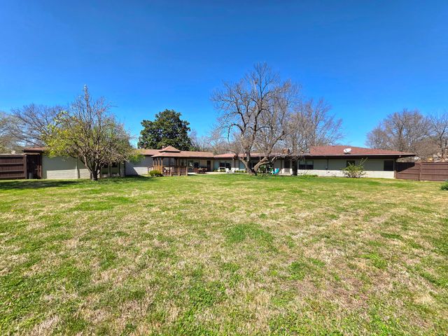 1800 Rockdale Boulevard, Miami, OK 74354