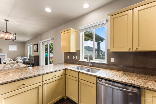 7443 W Skylight St, Boise, ID 83709