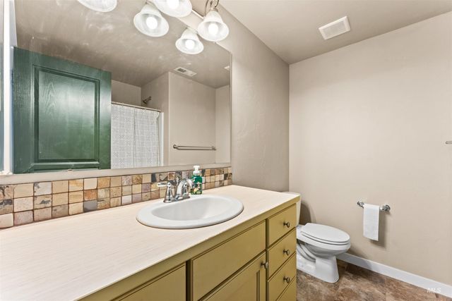 7443 W Skylight St, Boise, ID 83709