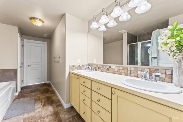 7443 W Skylight St, Boise, ID 83709