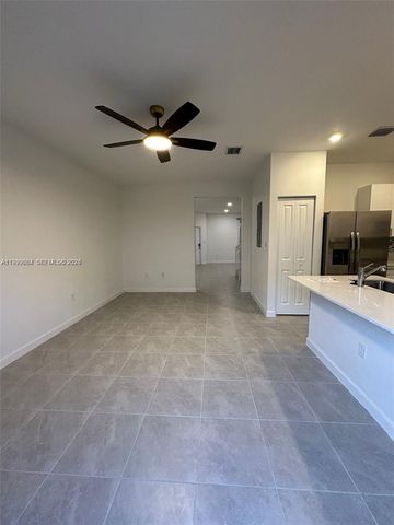 12868 SW 232nd Ter ., Homestead, FL 33032