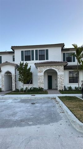 12868 SW 232nd Ter ., Homestead, FL 33032