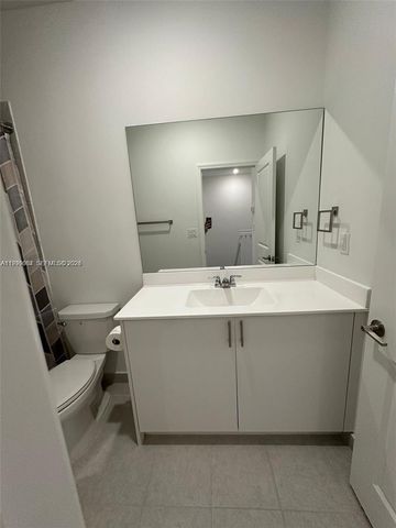 12868 SW 232nd Ter ., Homestead, FL 33032