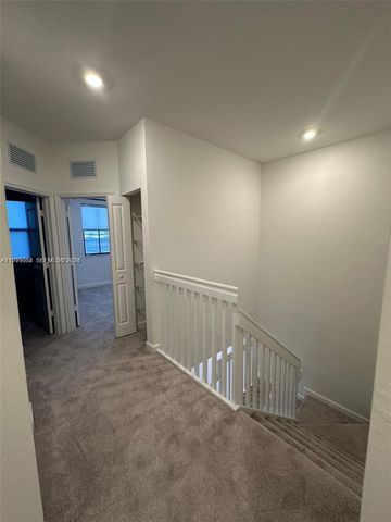 12868 SW 232nd Ter ., Homestead, FL 33032