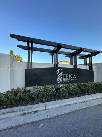 12868 SW 232nd Ter ., Homestead, FL 33032