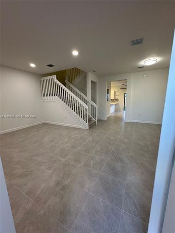 12868 SW 232nd Ter ., Homestead, FL 33032