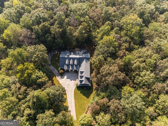 5660 Knotty Ridge Drive, Douglasville, GA 30135