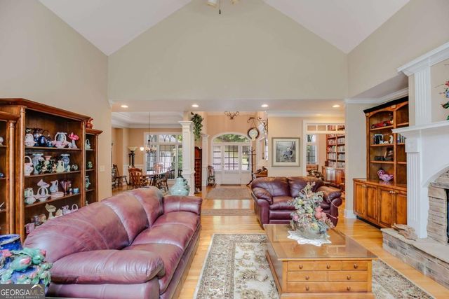 5660 Knotty Ridge Drive, Douglasville, GA 30135