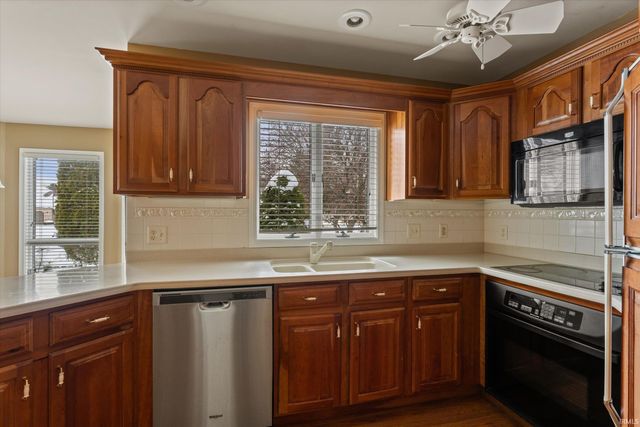 22931 Stone Way Street, Elkhart, IN 46514