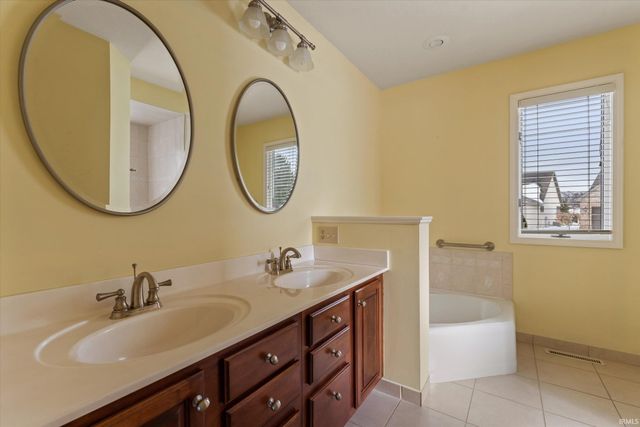 22931 Stone Way Street, Elkhart, IN 46514