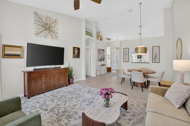6272 PETUNIA Road, Delray Beach, FL 33484