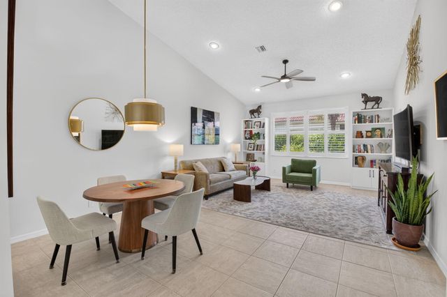 6272 PETUNIA Road, Delray Beach, FL 33484