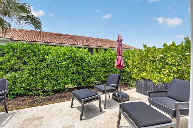 6272 PETUNIA Road, Delray Beach, FL 33484