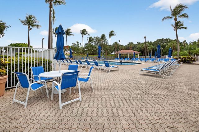6272 PETUNIA Road, Delray Beach, FL 33484