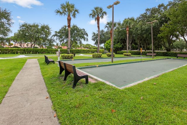 6272 PETUNIA Road, Delray Beach, FL 33484